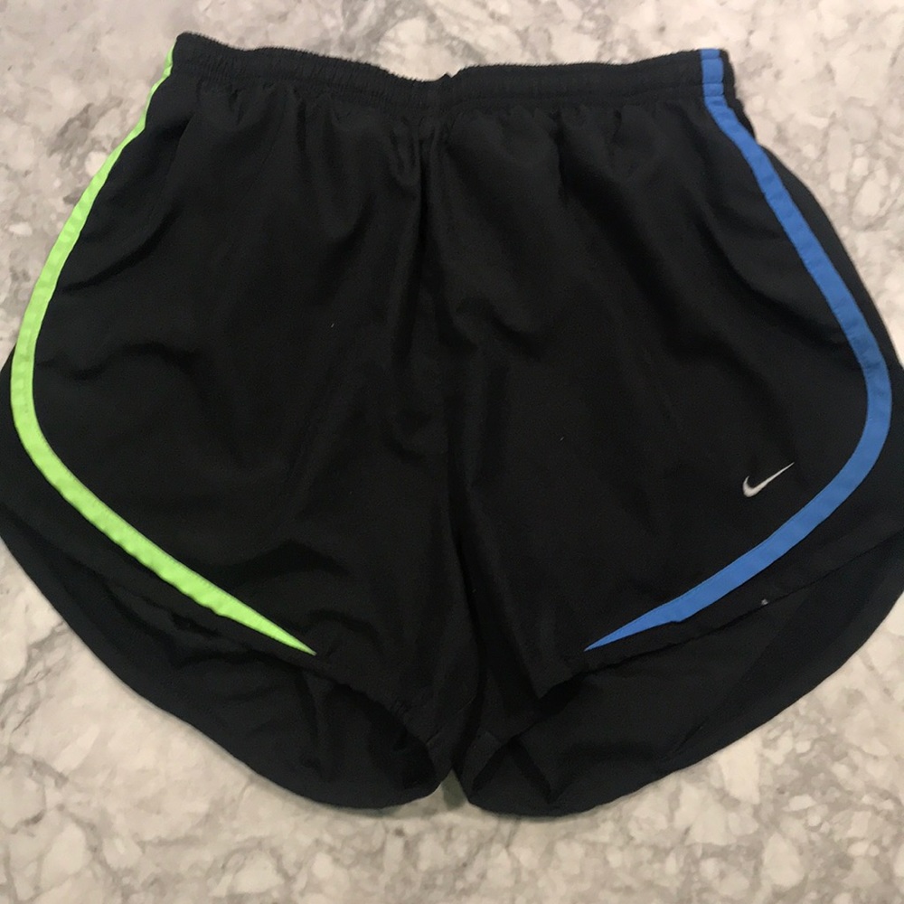 Nike dri-fit tempo shorts MEDIUM